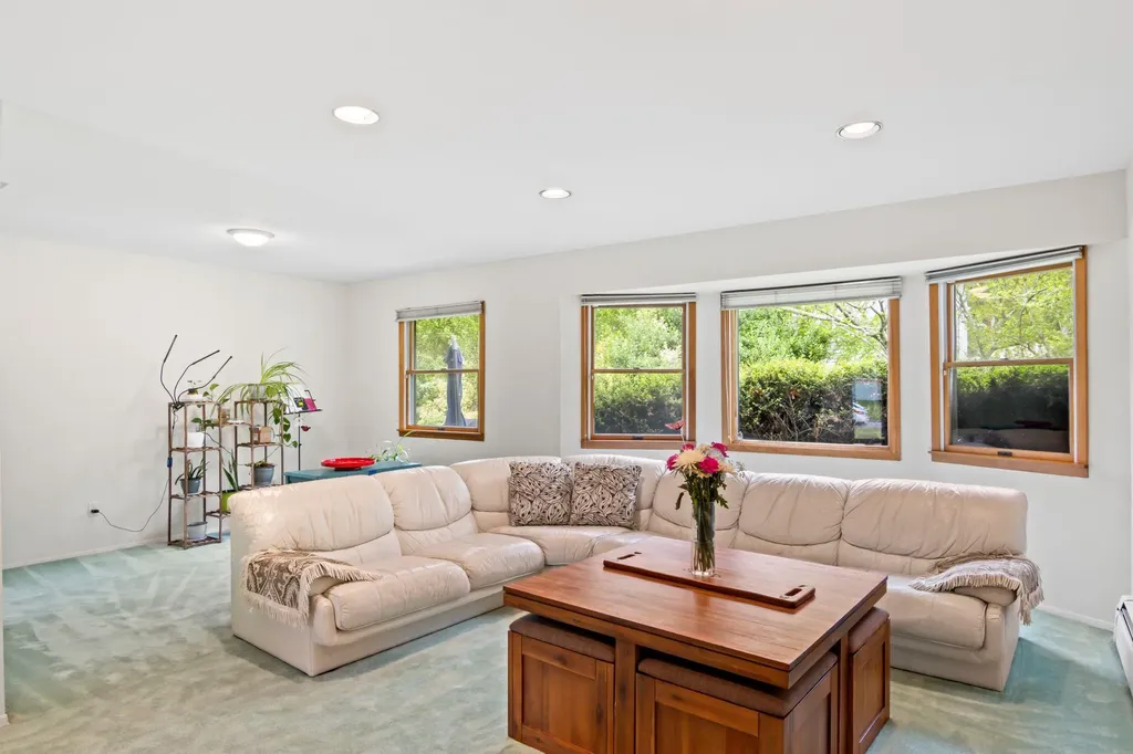 25 Teele Drive Coram NY 11727