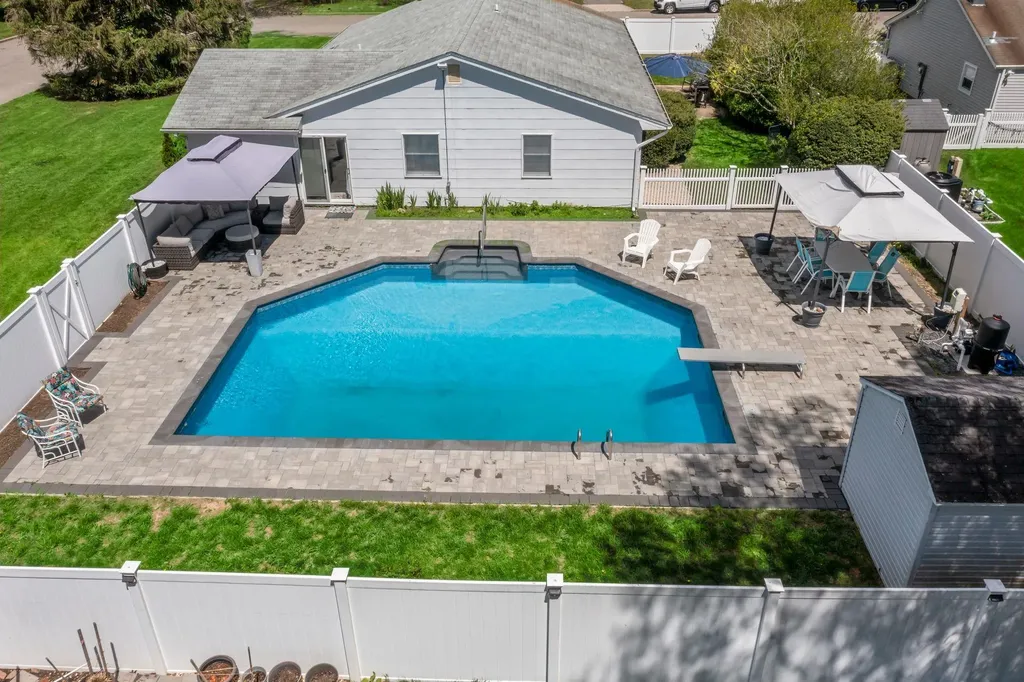 25 Teele Drive Coram NY 11727