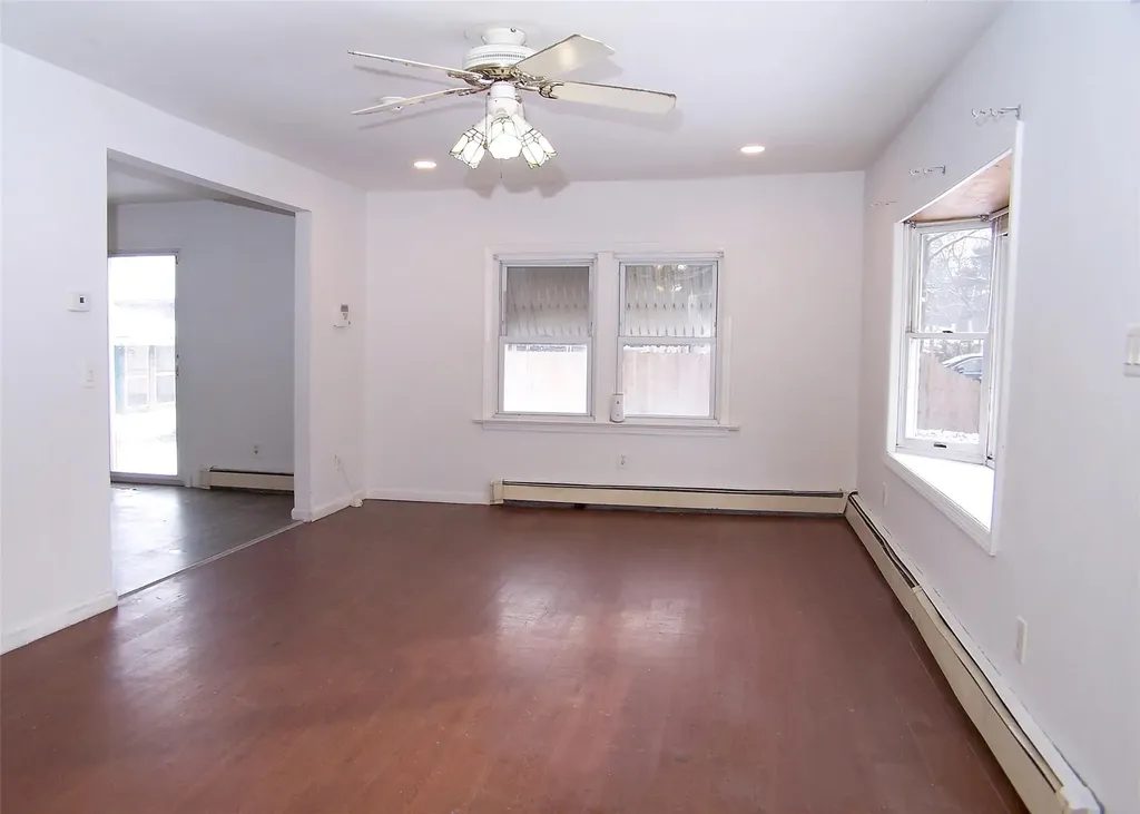 145 Magnolia Drive Mastic Beach NY 11951