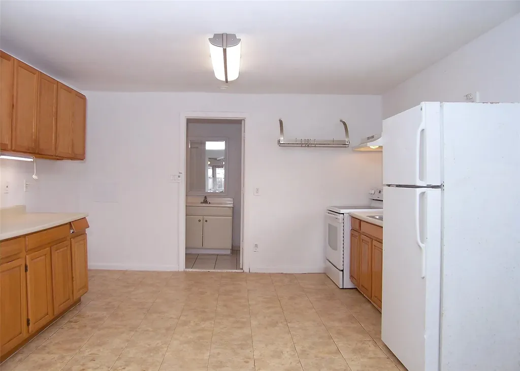 145 Magnolia Drive Mastic Beach NY 11951