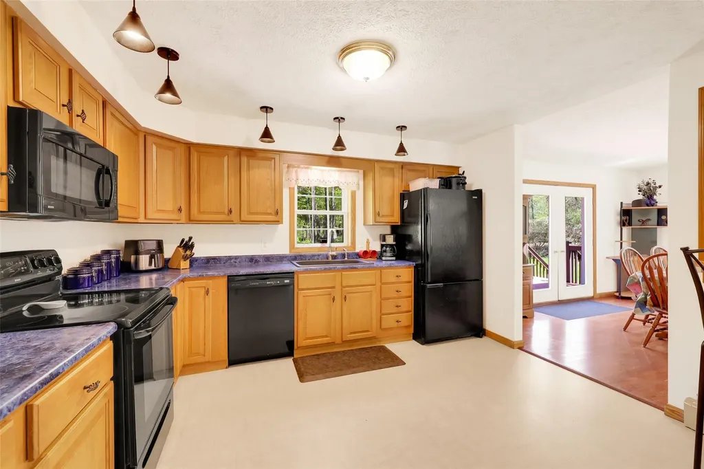 78 Duck Pond Road Stone Ridge NY 12484