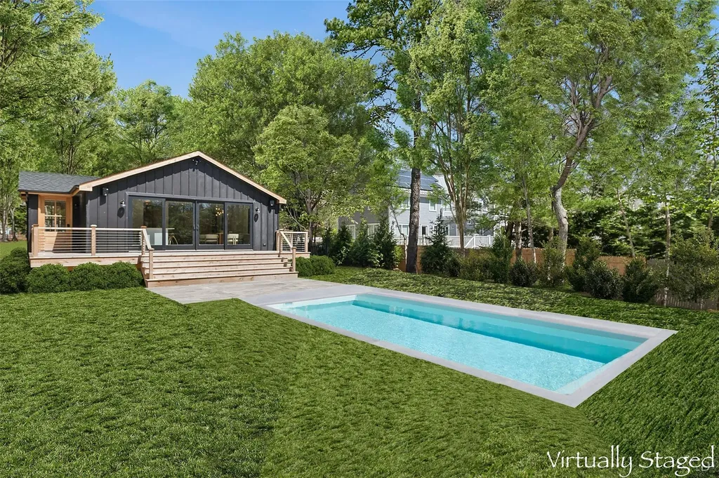 20 Boatheaders Lane N East Hampton NY 11937