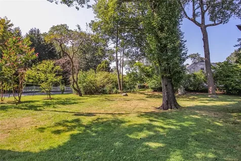 112 Kingsbury Road New Rochelle NY 10804