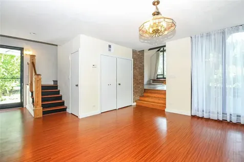 112 Kingsbury Road New Rochelle NY 10804