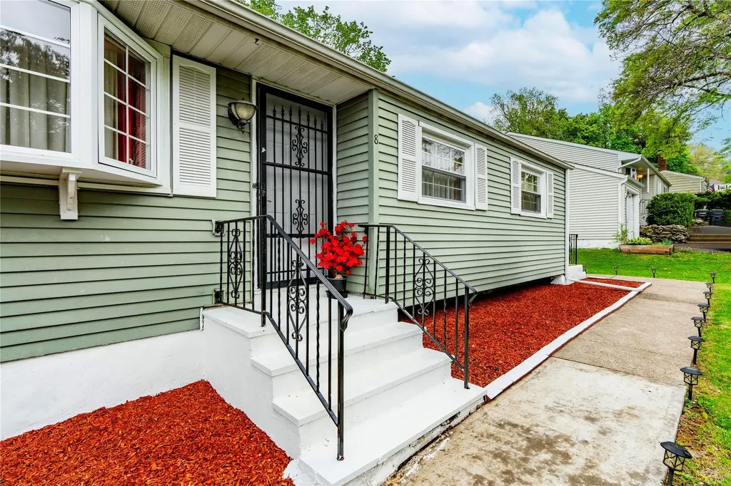 8 Neversink Drive Newburgh NY 12550