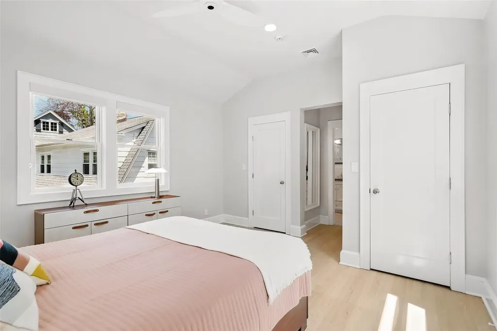 40 Mayhew Avenue Larchmont NY 10538