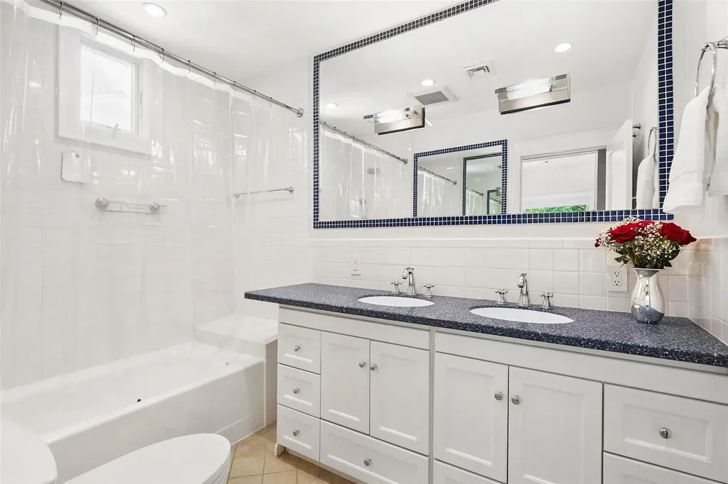 40 Mayhew Avenue Larchmont NY 10538