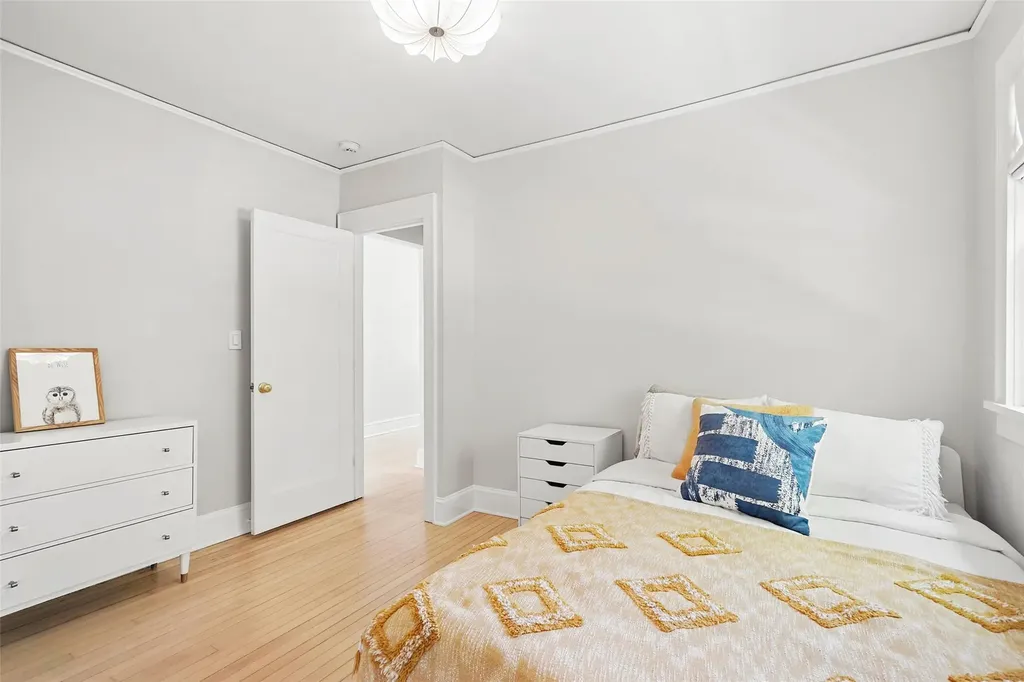 40 Mayhew Avenue Larchmont NY 10538