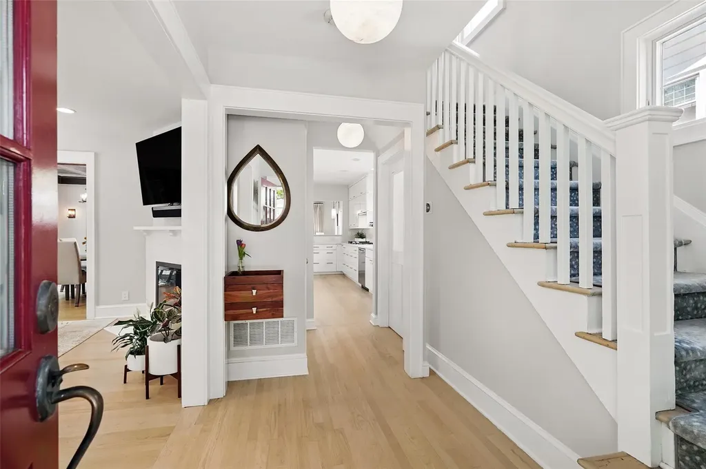 40 Mayhew Avenue Larchmont NY 10538