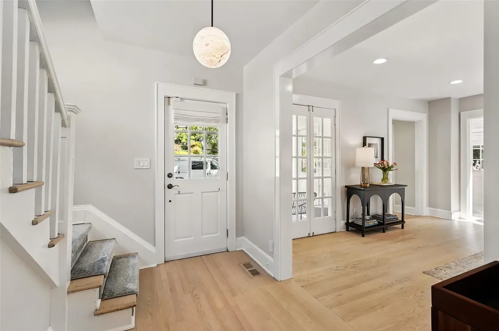 40 Mayhew Avenue Larchmont NY 10538