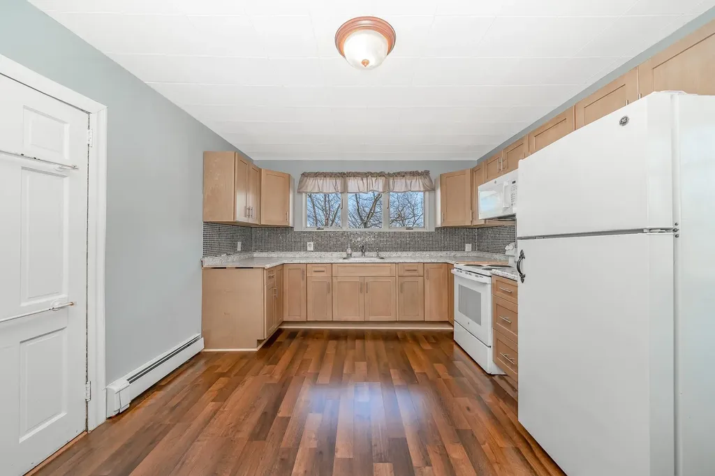 265 Roosevelt Avenue Freeport NY 11520