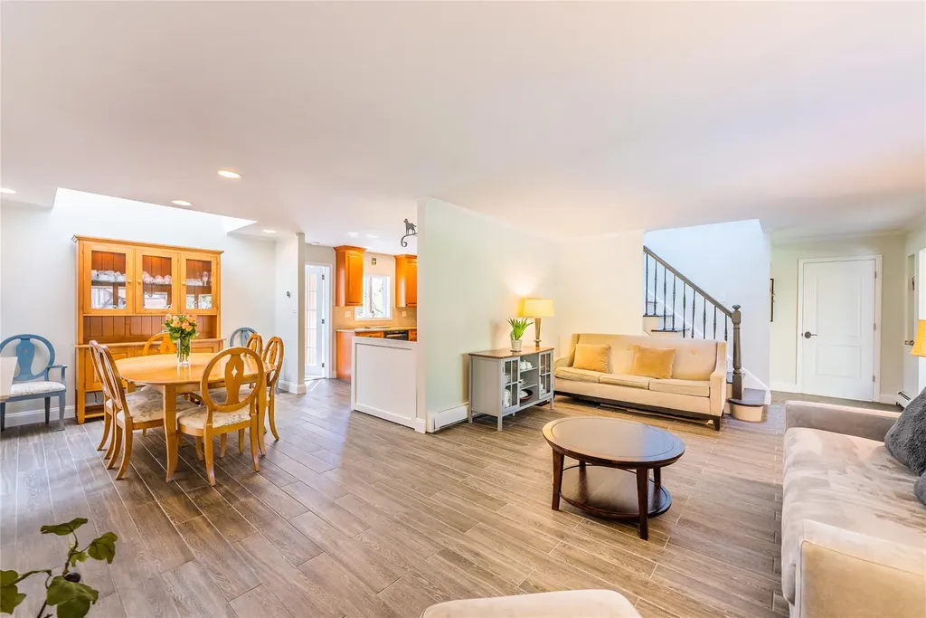 31 Chadwick Road Great Neck NY 11023