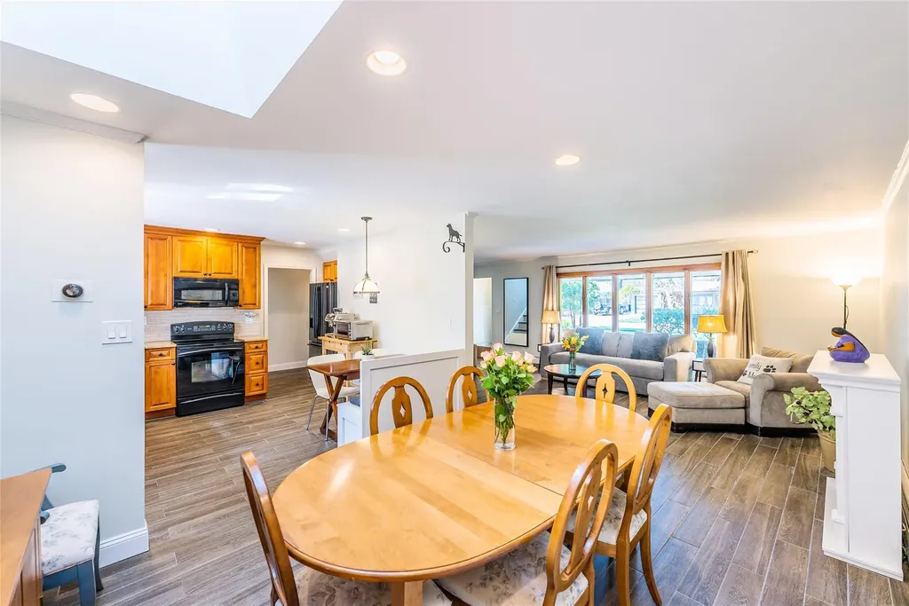 31 Chadwick Road Great Neck NY 11023