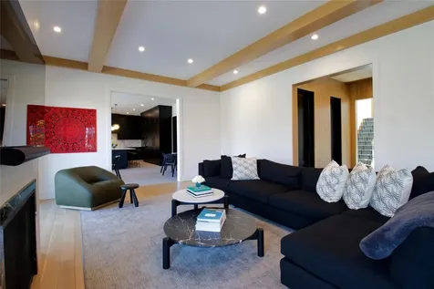 95 Spruce Street Roslyn NY 11576