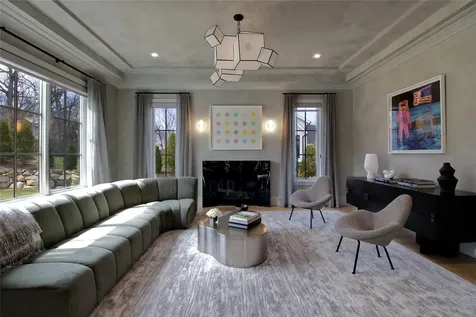 95 Spruce Street Roslyn NY 11576