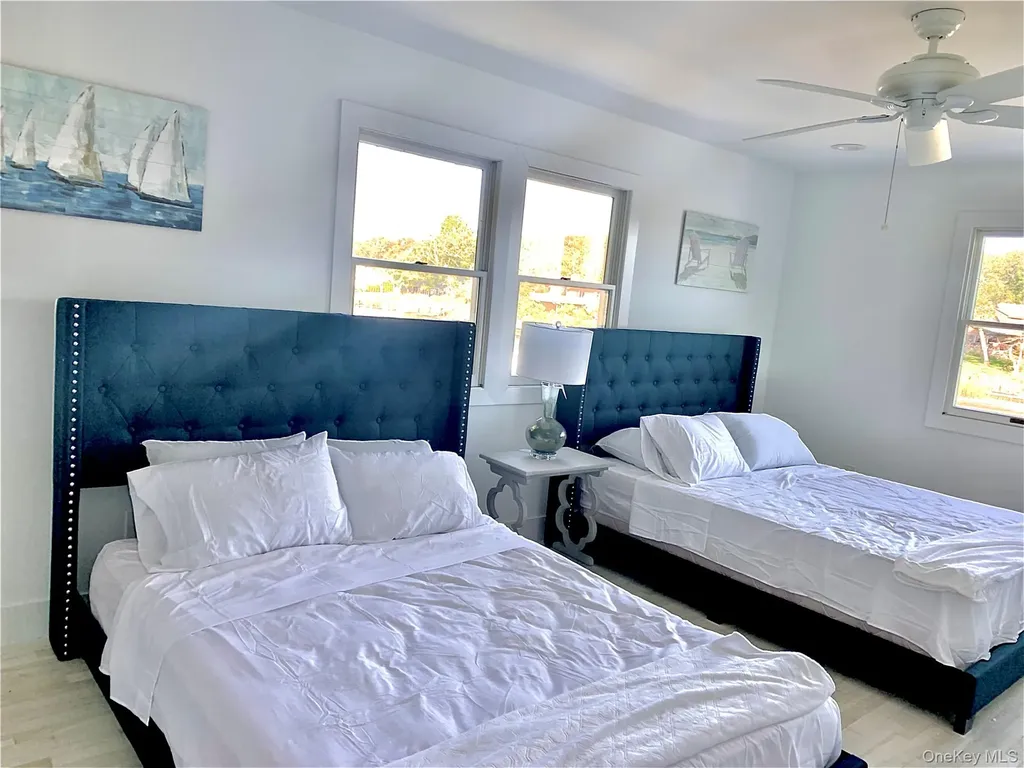 23 Nautilus Drive Hampton Bays NY 11946