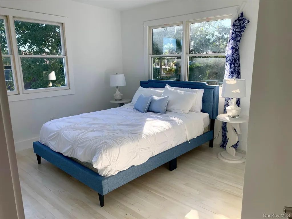 23 Nautilus Drive Hampton Bays NY 11946