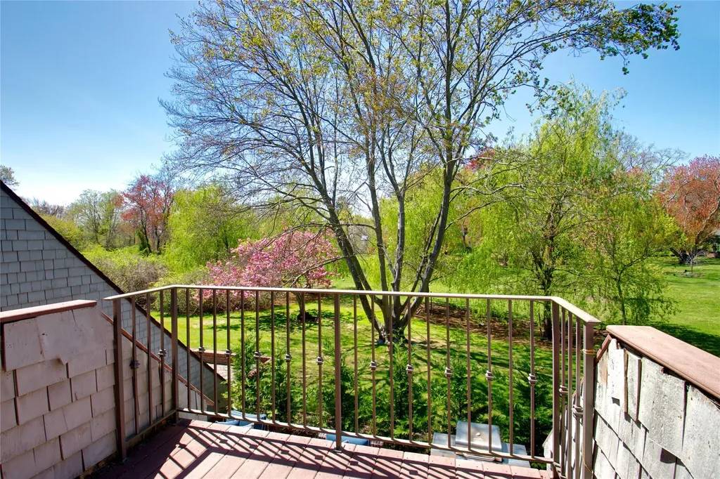 113 Harbour Lane Bay Shore NY 11706
