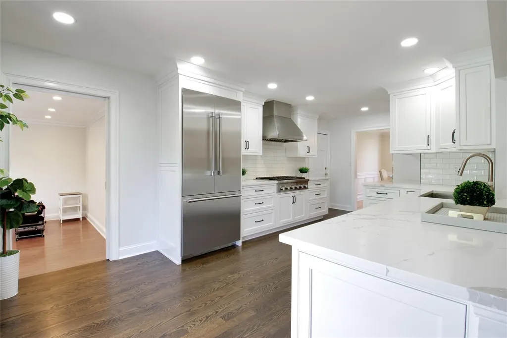 113 Harbour Lane Bay Shore NY 11706