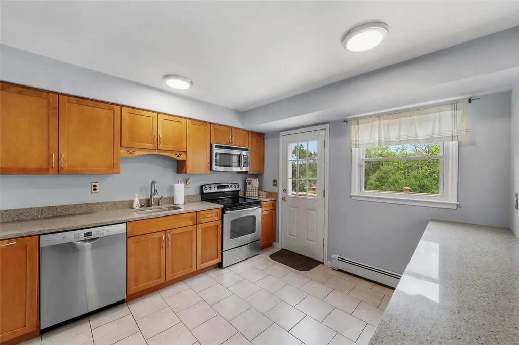 12 Moulton Circle Monroe NY 10950