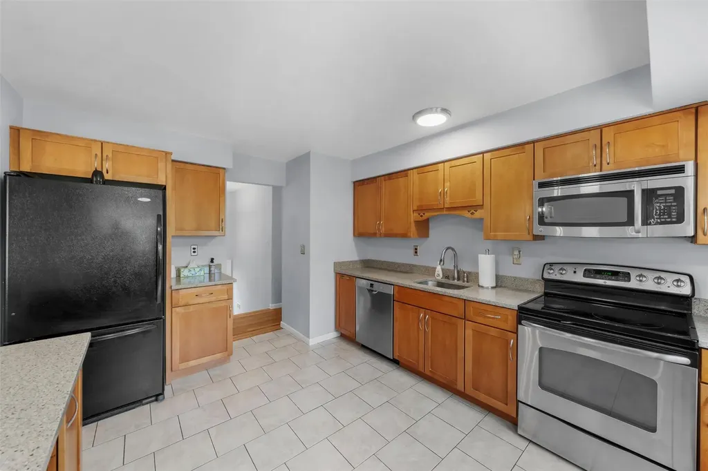 12 Moulton Circle Monroe NY 10950
