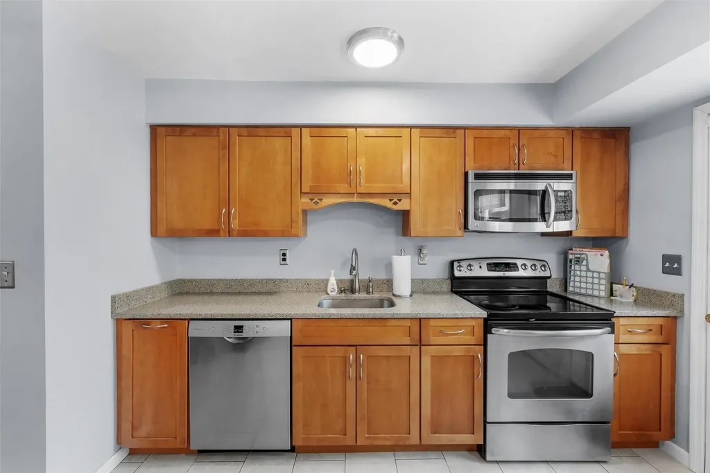 12 Moulton Circle Monroe NY 10950