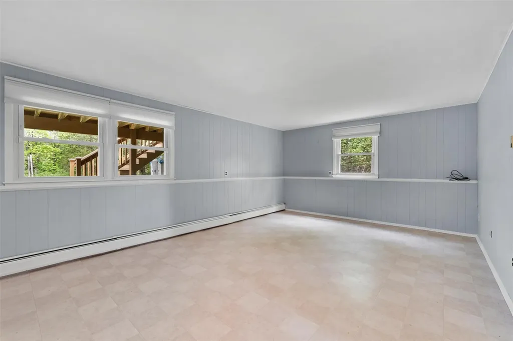 12 Moulton Circle Monroe NY 10950