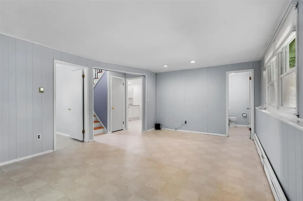 12 Moulton Circle Monroe NY 10950