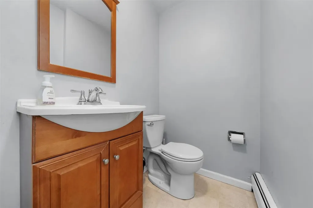 12 Moulton Circle Monroe NY 10950