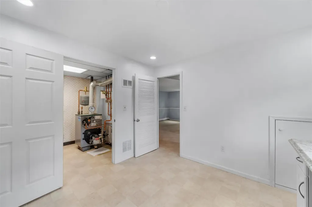 12 Moulton Circle Monroe NY 10950
