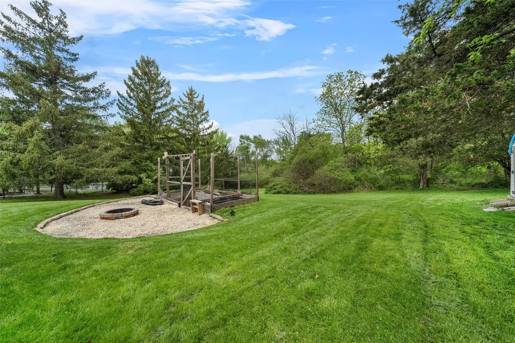 12 Moulton Circle Monroe NY 10950