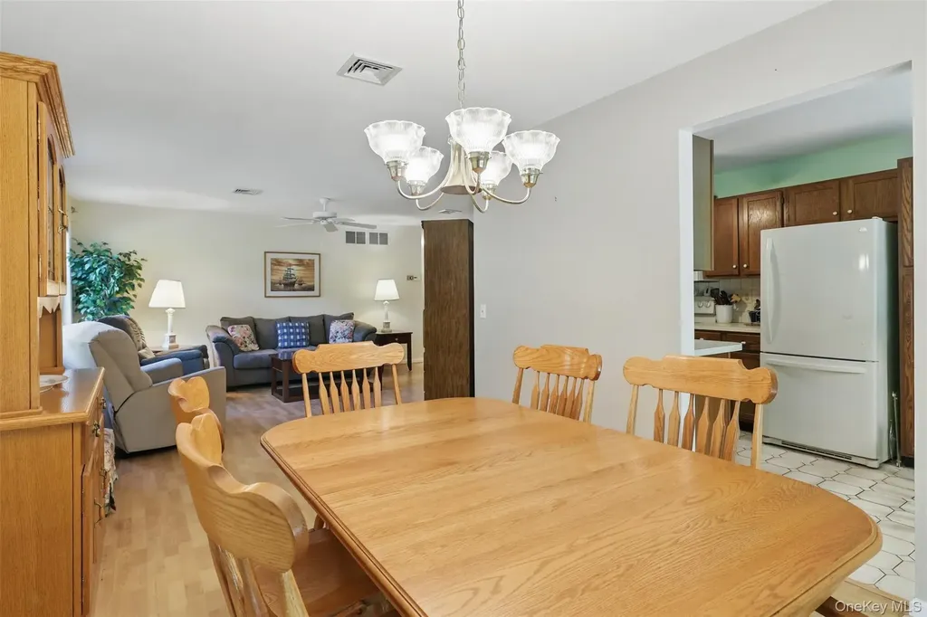21 Lamplight Street Beacon NY 12508