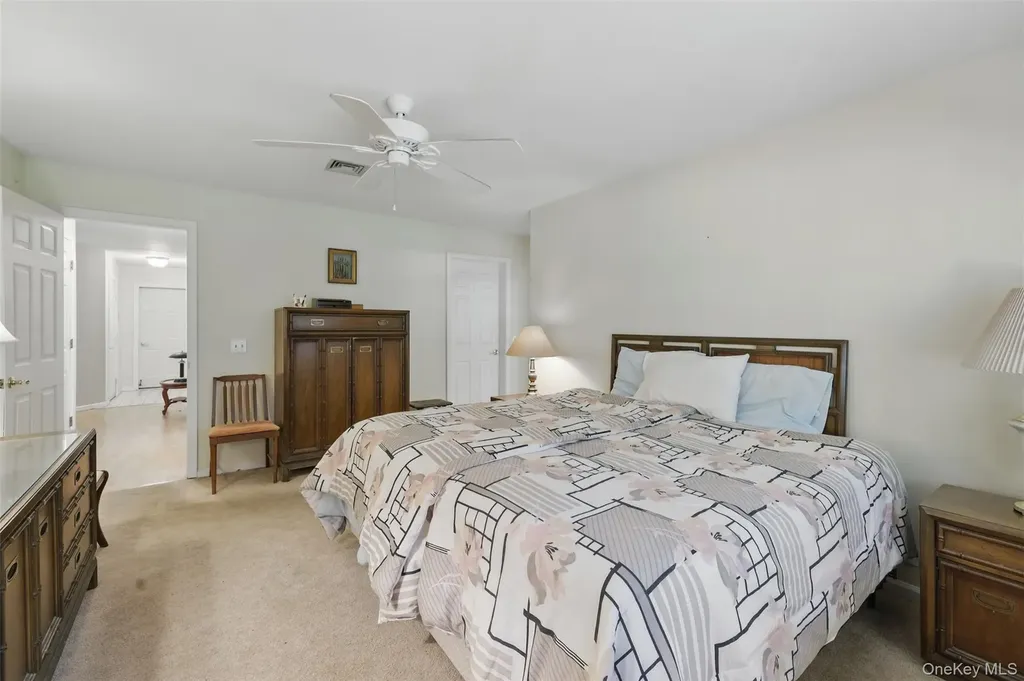21 Lamplight Street Beacon NY 12508