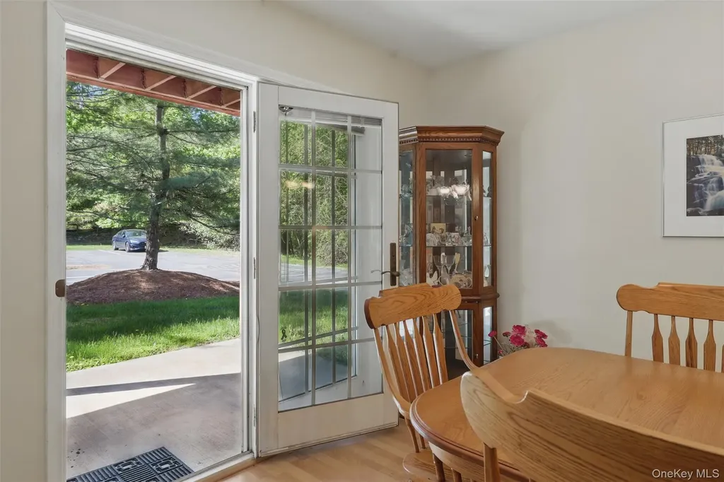 21 Lamplight Street Beacon NY 12508