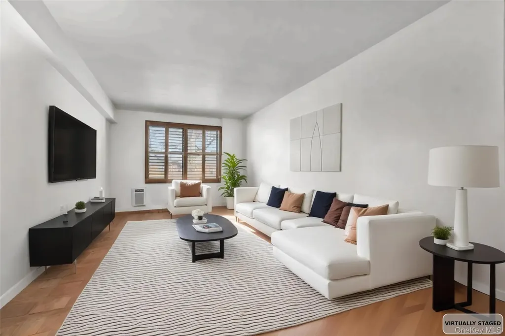 142-21 26th Avenue Flushing NY 11354