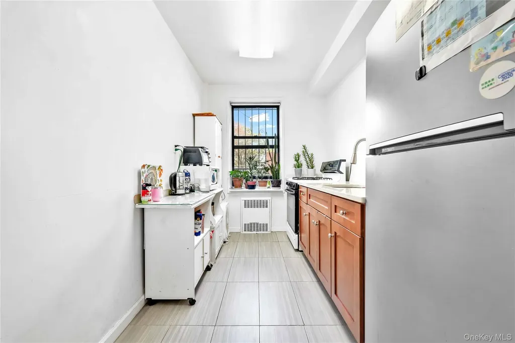 142-21 26th Avenue Flushing NY 11354