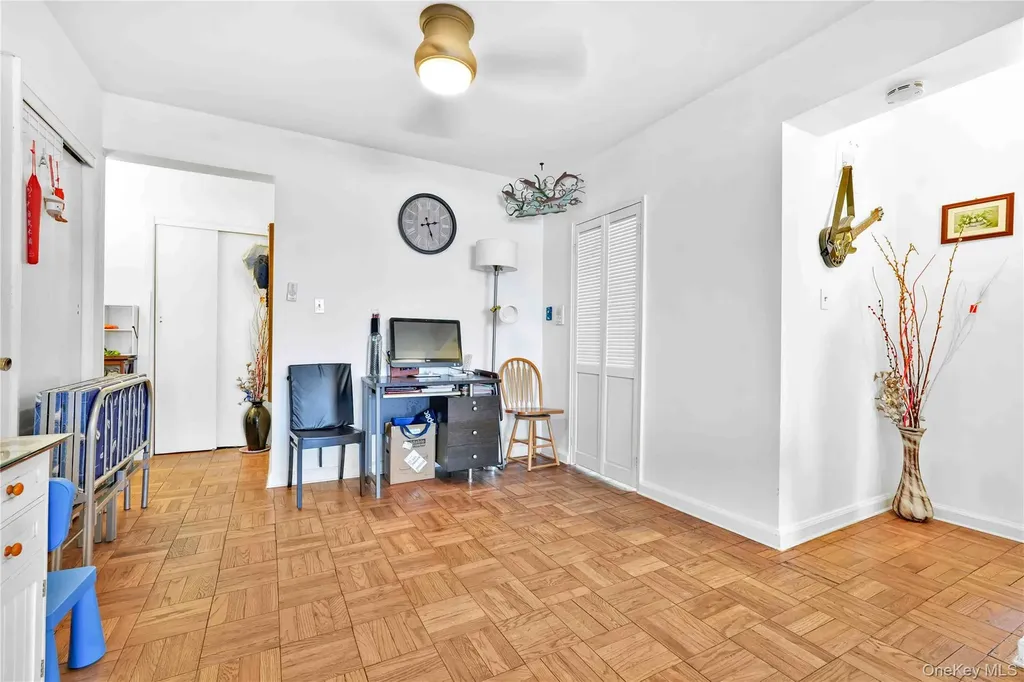 142-21 26th Avenue Flushing NY 11354