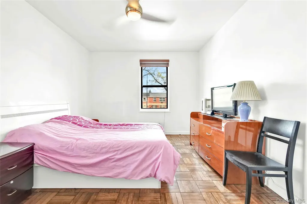 142-21 26th Avenue Flushing NY 11354