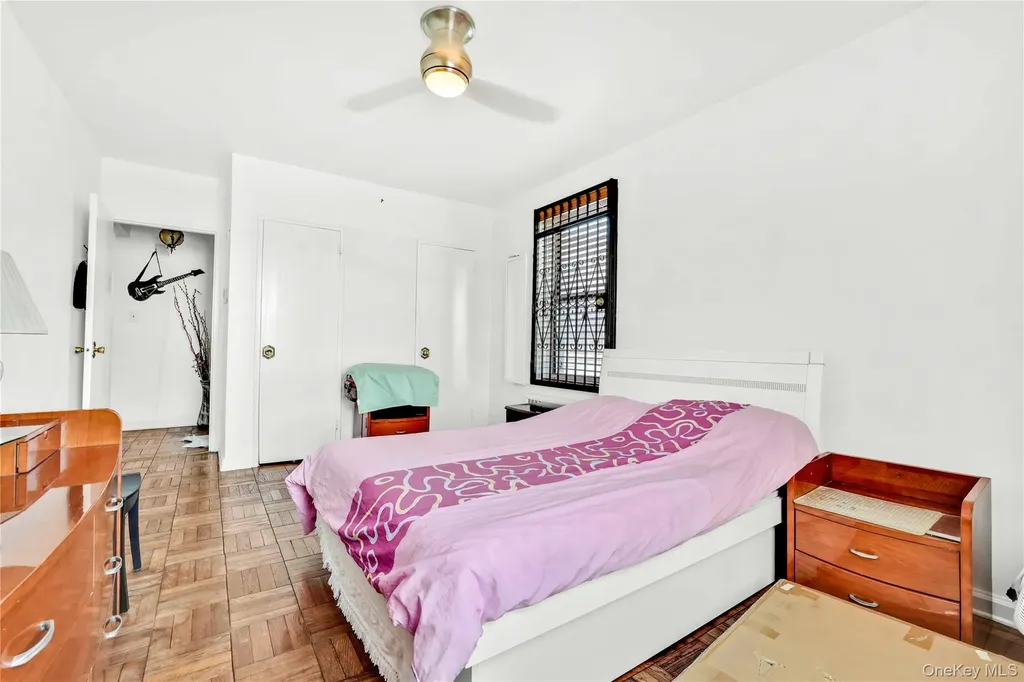 142-21 26th Avenue Flushing NY 11354