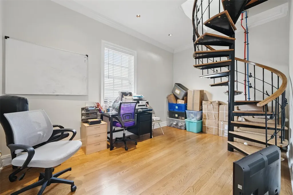 3348 Polo Place Bronx NY 10465