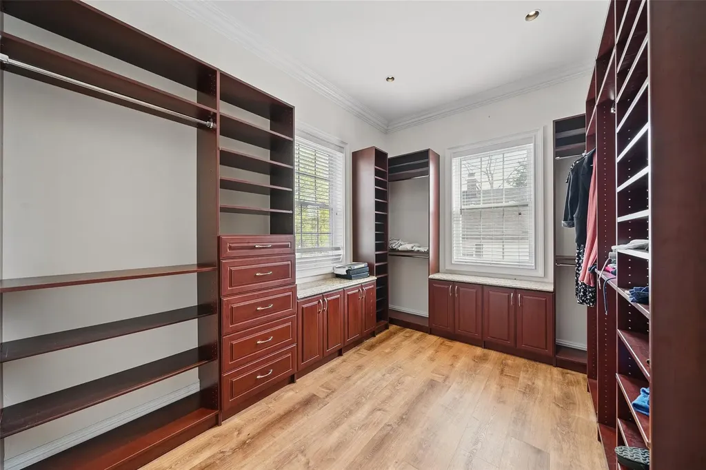 3348 Polo Place Bronx NY 10465