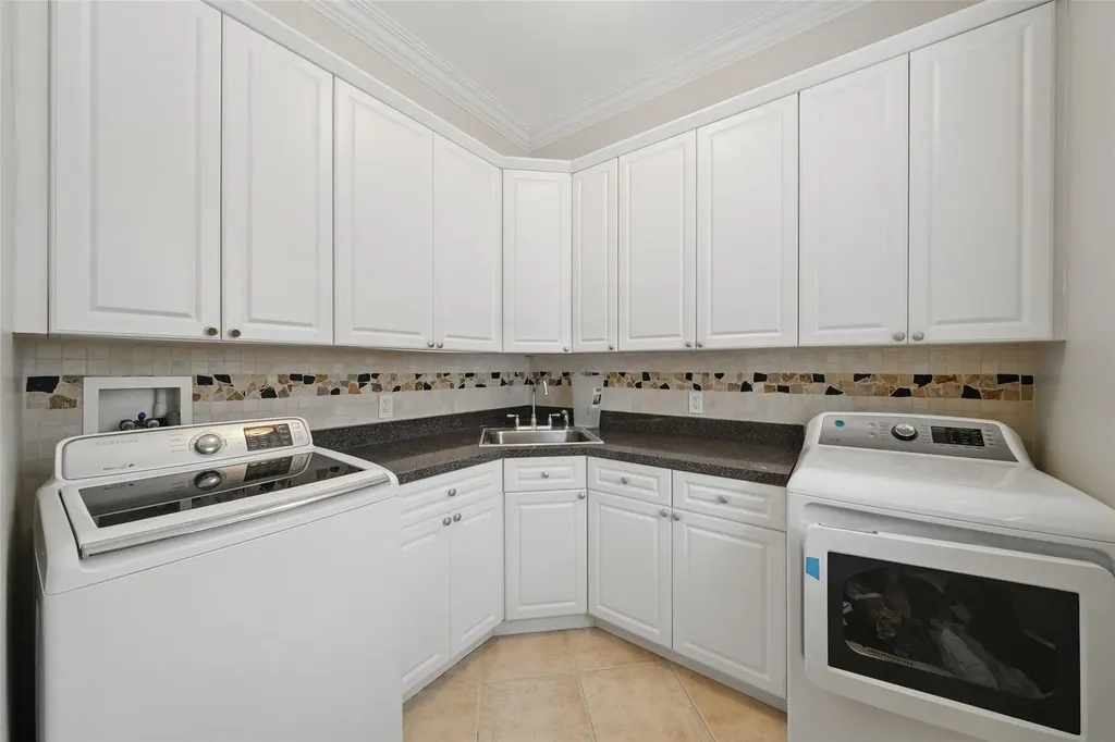 3348 Polo Place Bronx NY 10465