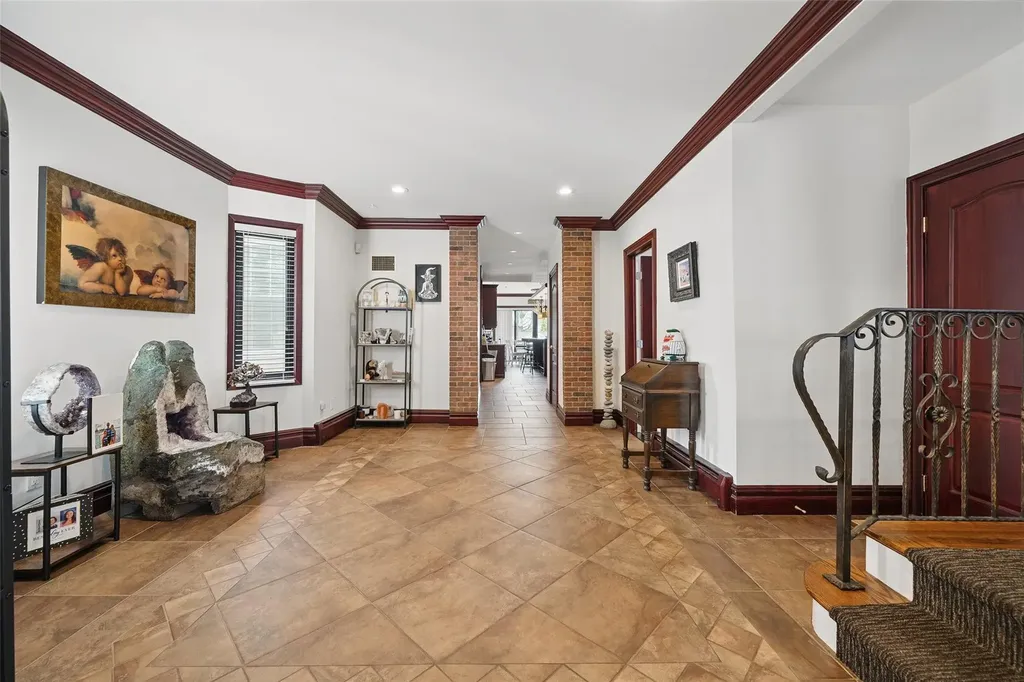 3348 Polo Place Bronx NY 10465