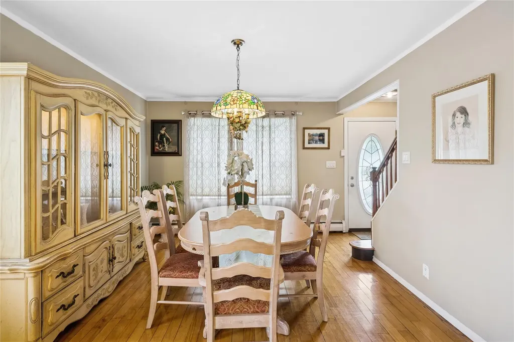 702 Stewart Avenue Bethpage NY 11714