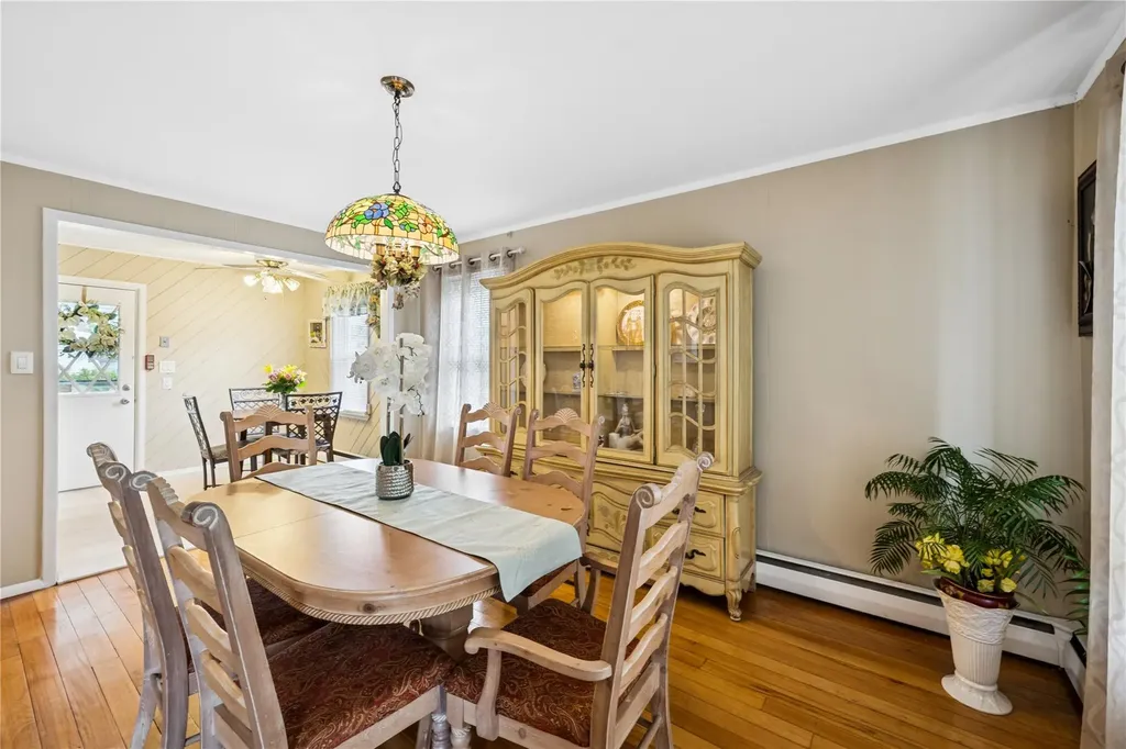 702 Stewart Avenue Bethpage NY 11714