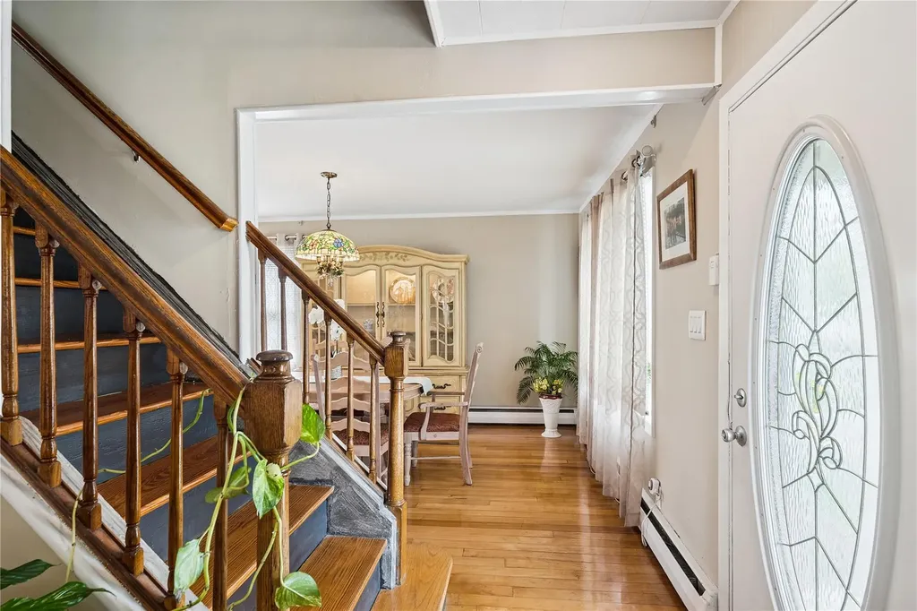 702 Stewart Avenue Bethpage NY 11714