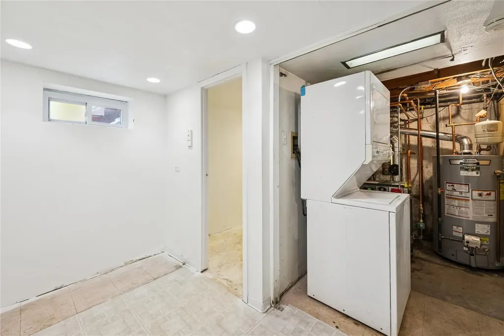 702 Stewart Avenue Bethpage NY 11714