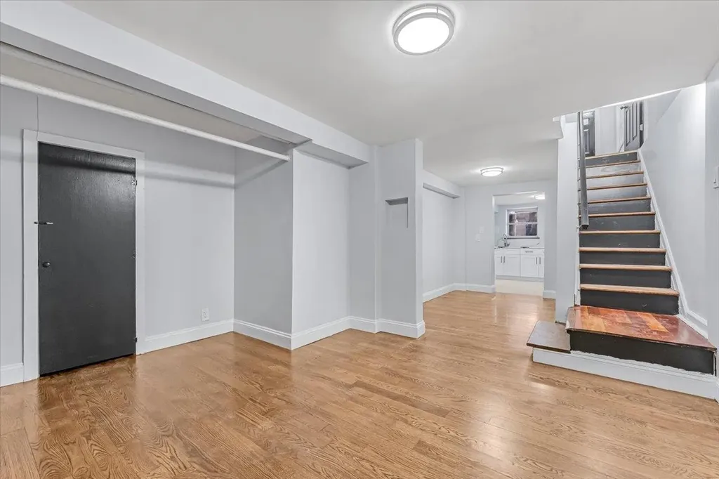 1704 Yates Avenue Bronx NY 10461