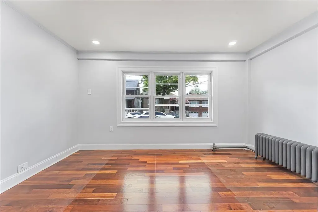 1704 Yates Avenue Bronx NY 10461
