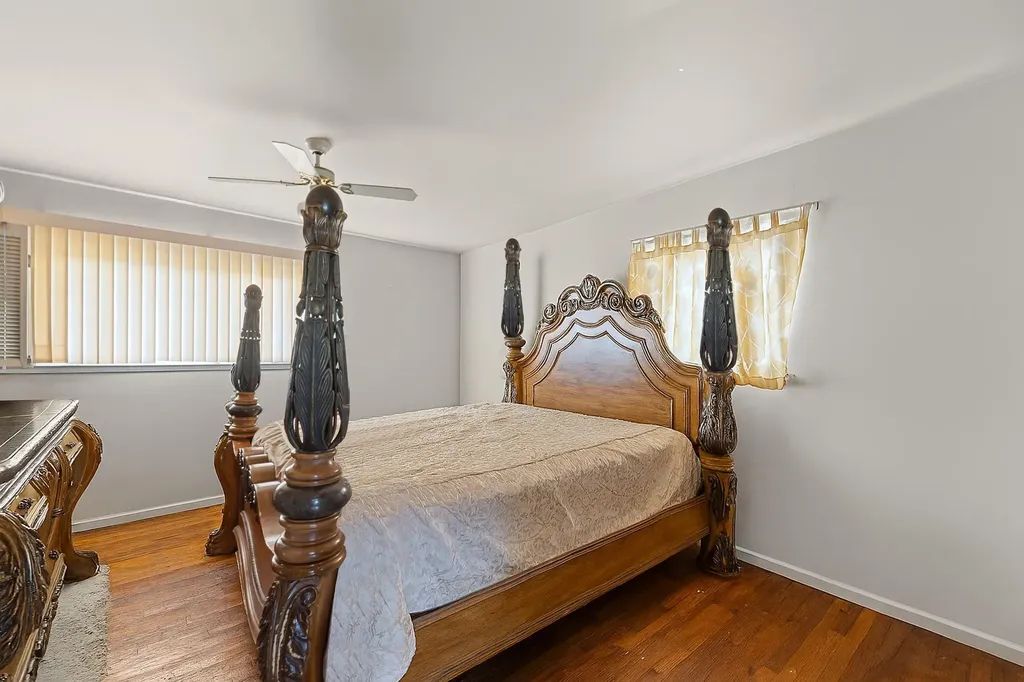 46 Ford Drive W Massapequa NY 11758